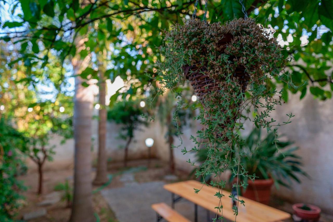 Bed And Breakfast Cairoli Exclusive Room San Pietro Vernotico Ngoại thất bức ảnh