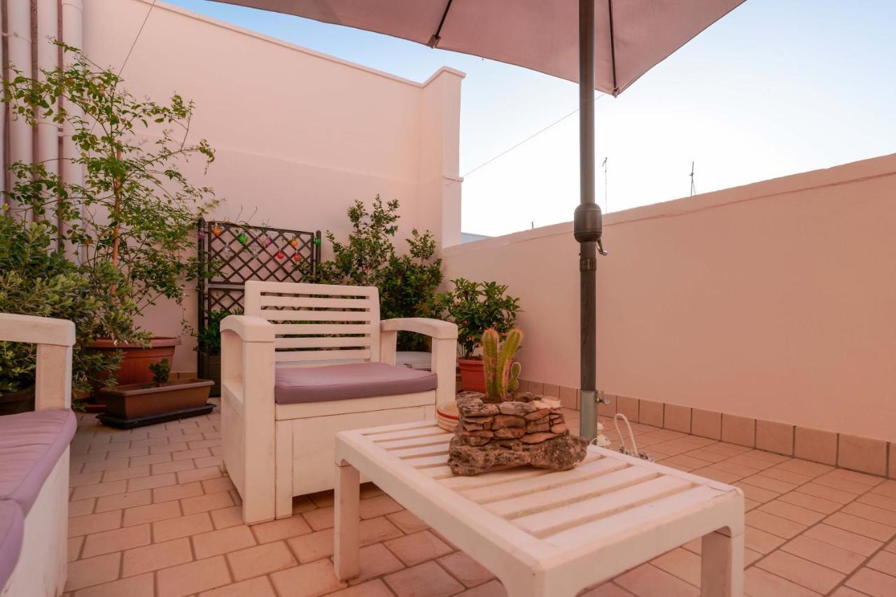 Bed And Breakfast Cairoli Exclusive Room San Pietro Vernotico Ngoại thất bức ảnh