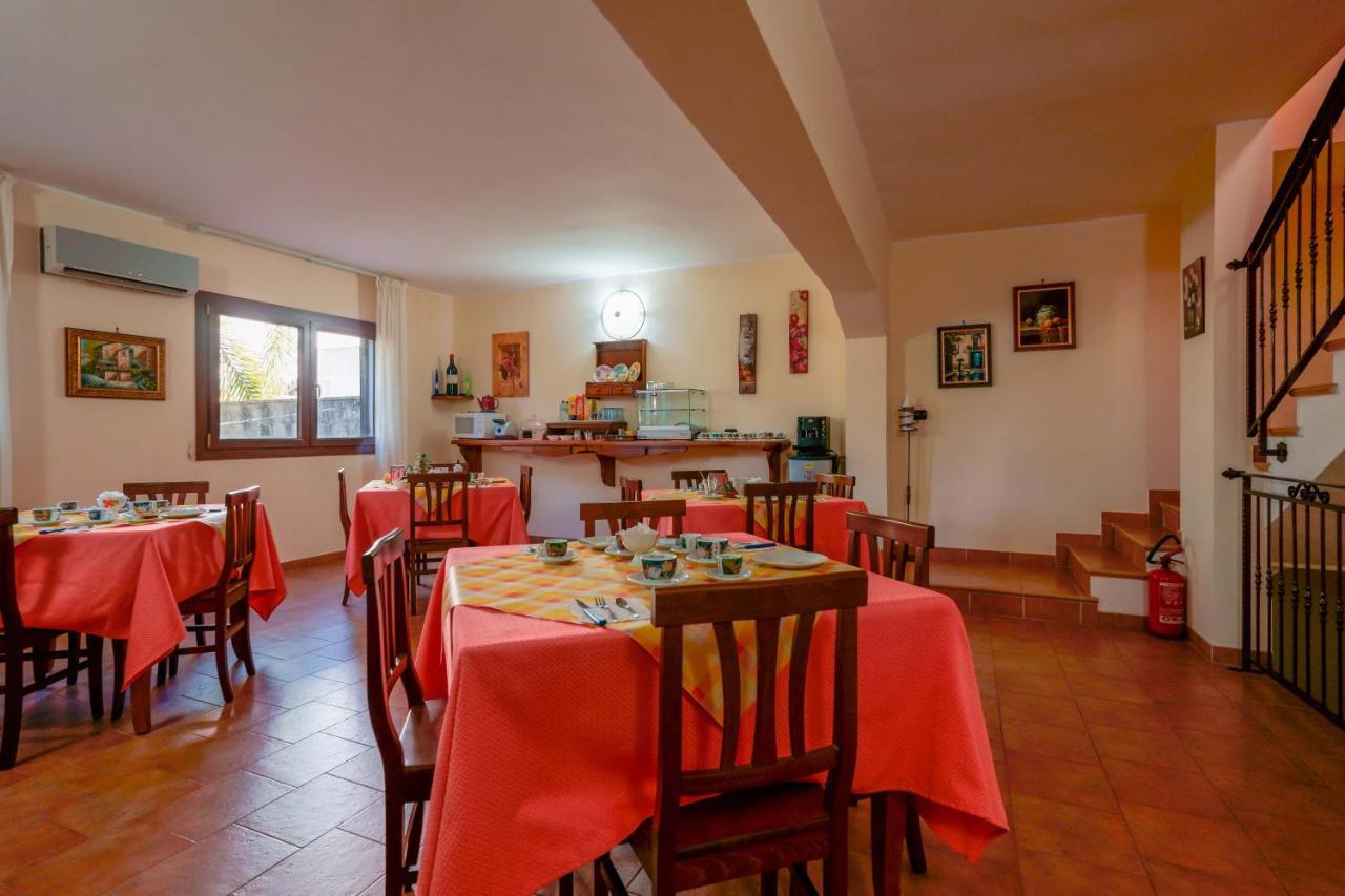 Bed And Breakfast Cairoli Exclusive Room San Pietro Vernotico Ngoại thất bức ảnh