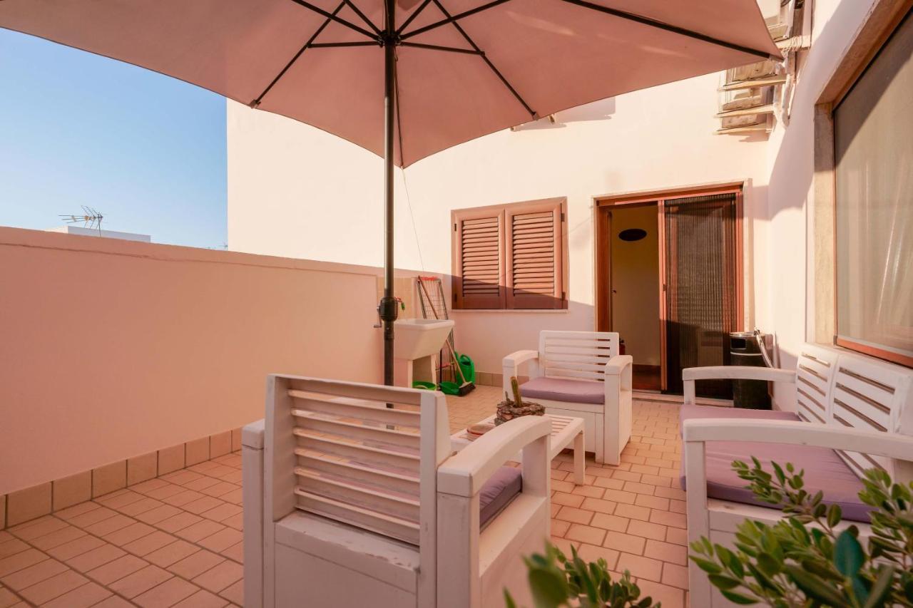 Bed And Breakfast Cairoli Exclusive Room San Pietro Vernotico Ngoại thất bức ảnh