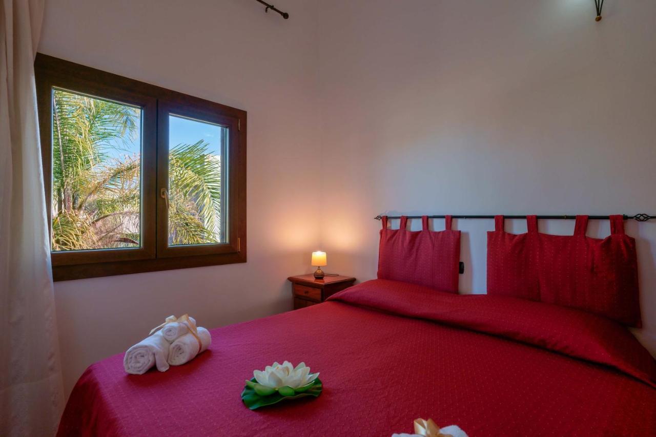 Bed And Breakfast Cairoli Exclusive Room San Pietro Vernotico Ngoại thất bức ảnh